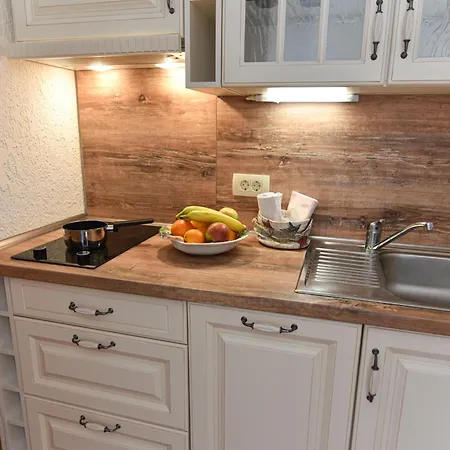 Casa Andrea Nyaraló